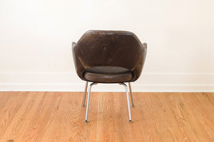 Knoll Saarinen Executive Chairs