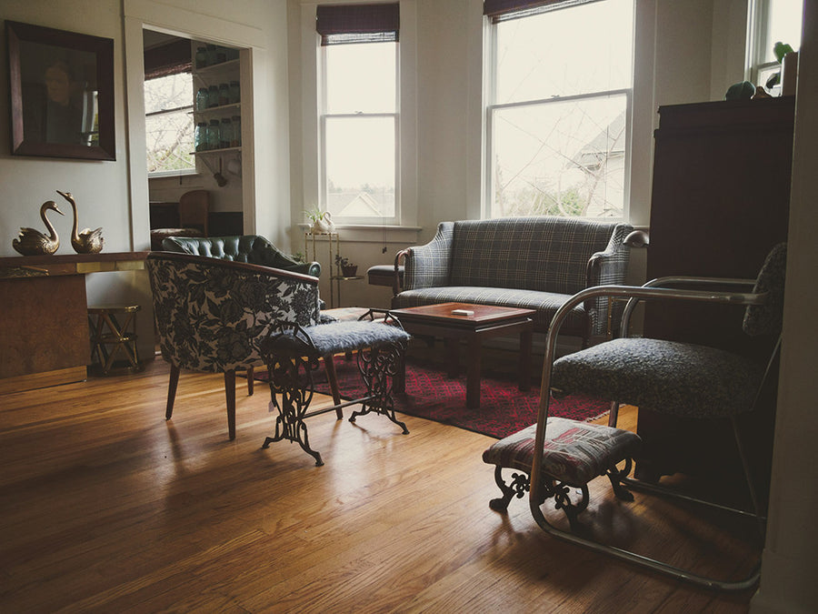 HS Collection Nouveau Stool