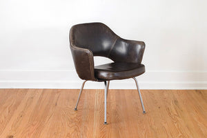 Knoll Saarinen Executive Chairs