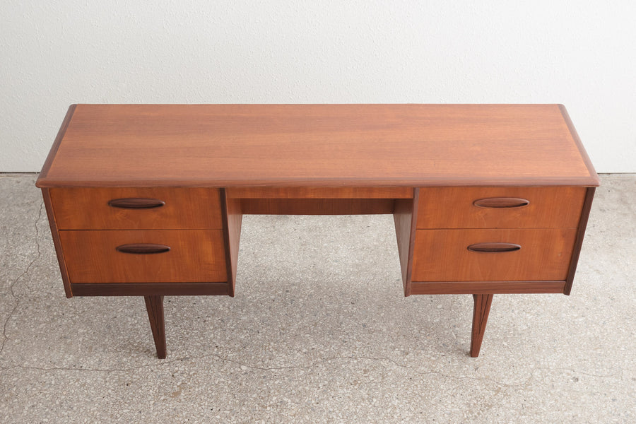 MC Teak Desk