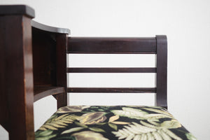 MC Gossip Bench