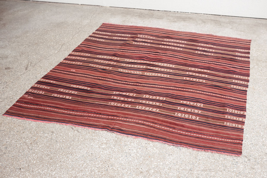 5x5.5 Turkish Kilim Rug | BASIR