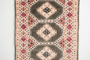 2x3.5 Pakistani Rug | RADIA