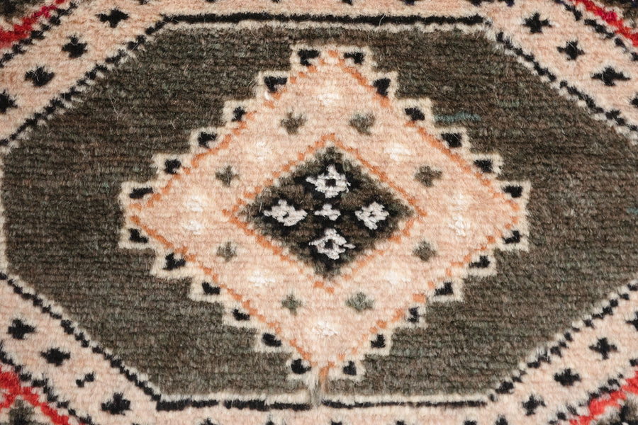 2x3.5 Pakistani Rug | RADIA