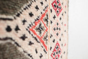 2x3.5 Pakistani Rug | RADIA