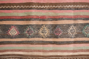 4.5x6 Turkish Kilim Rug | LEVENT