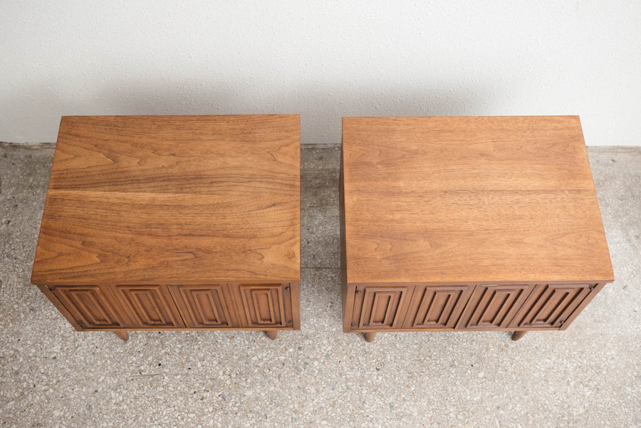 Broyhill Sculptra Nightstands