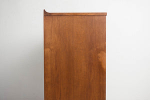 Broyhill Sculptra Highboy