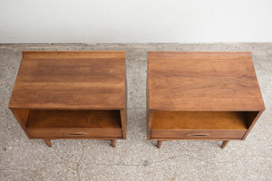 Broyhill Sculptra Nightstands