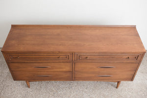 Broyhill Sculptra Lowboy