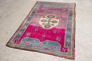 4x6 Persian Rug | CHAKAD