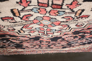 4.5x6 Persian Rug | KAMOUS