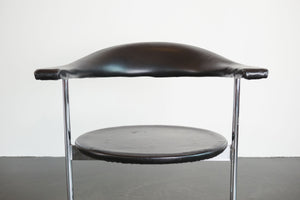 MC Minimalist Arm Chair