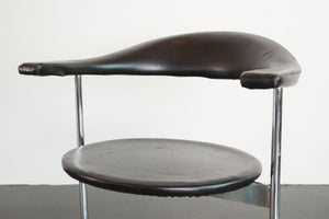 MC Minimalist Arm Chair
