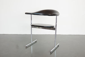 MC Minimalist Arm Chair