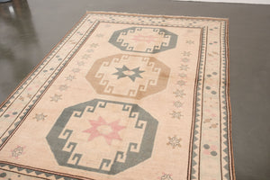 5.5x8 Turkish Rug | CELIL