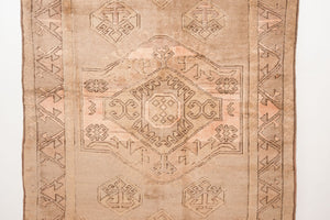 5.5x7.5 Turkish Shiravan Rug | CAFER