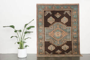 5.5x7.5 Turkish Rug | DEMET