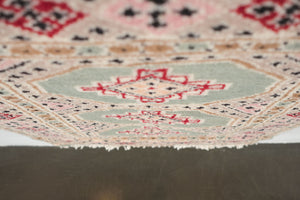2x3.5 Pakistani Rug | DAIVIK