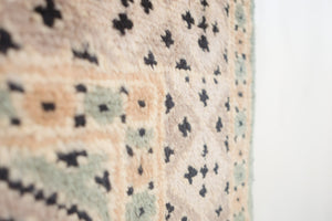 2x3.5 Pakistani Rug | DIHYAH