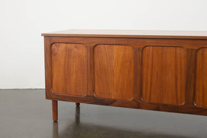 Mid Century Trunk