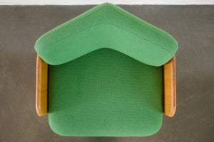 Vladimir Kagan Style Tripod Chair
