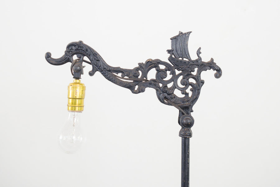 Deco Bridge Lamp