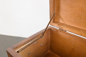 Lane Trunk Side Table