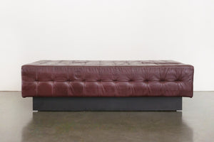 MC Leather Chaise
