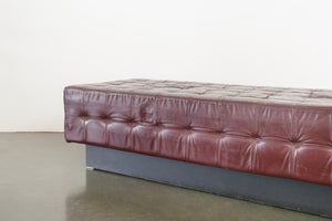 MC Leather Chaise