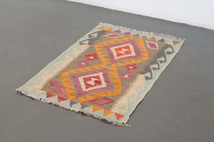 2x3 Turkish Rug | TUMAY