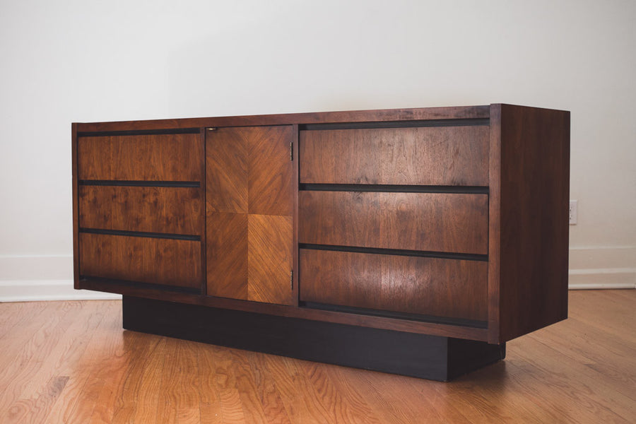 Lane Lowboy Dresser