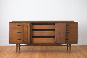 MC Sculptra Credenza