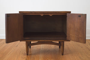 MC Sculptra Nightstand