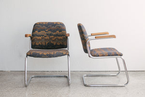 MC Cloud Chairs