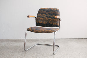 MC Cloud Chairs