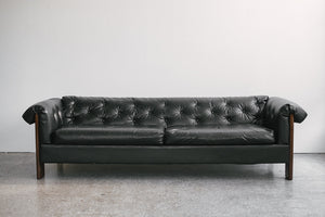 MC Tufted Sofa