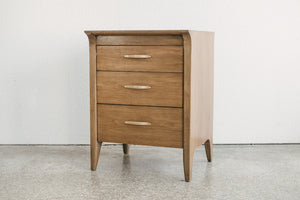 Drexel Profile Dresser