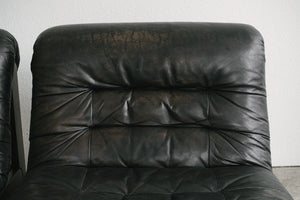 MC Loveseat Chairs