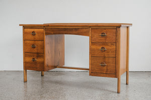 MC Lane Desk