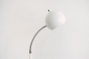 Gooseneck Eye Lamp