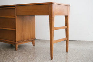MC Desk