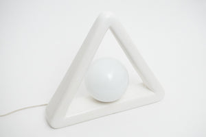 Mod Triangle Lamp