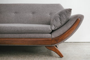 MC Gondola Sofa