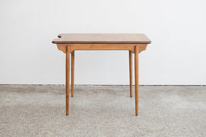 MC Side Table