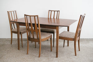 MC Dining Table