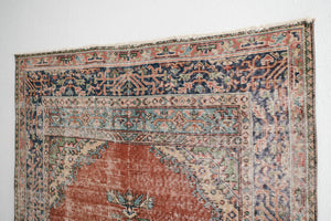 5x8 Anadol Rug