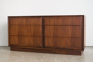 MC Dillingham Dresser