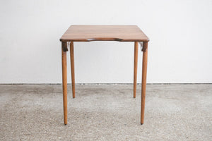 MC Side Table