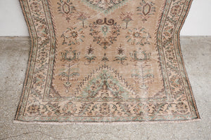 5x9 Turkish Rug